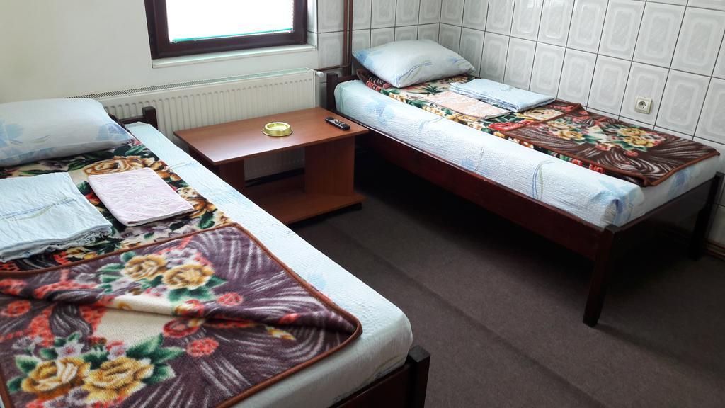 Mico NP Guest House Novi Pazar Esterno foto