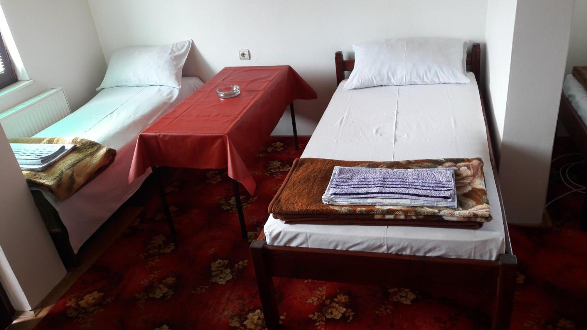 Mico NP Guest House Novi Pazar Esterno foto